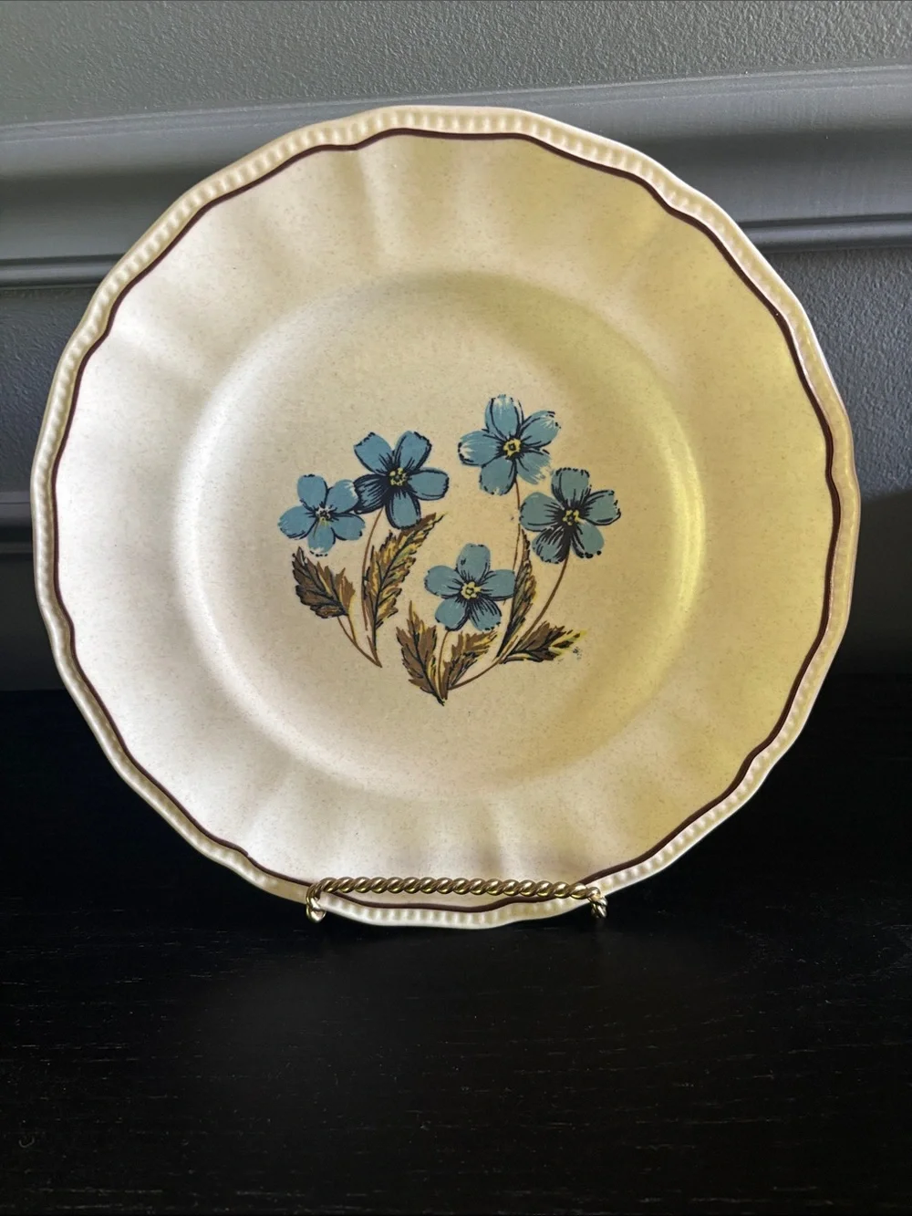 Kensington Staffordshire Ironstone Handcrafted England Set of 4 Plates